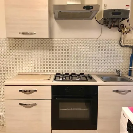 Casa Vacancy * Crema